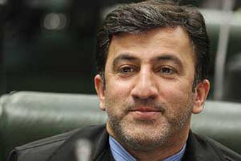 انتقاد نظری مهر به عدم وجود زیرساخت اشتغال مجازی / مصوبات سفر رئیس جمهور با حرف های ابتکار منافات دارد